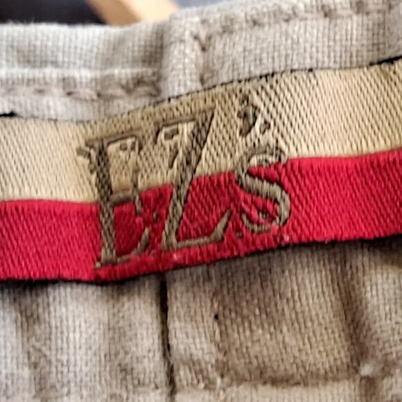 Haggar EZ's Khaki Casual Shorts Men 38 Waist Pre-Owned - Picture 6 of 8